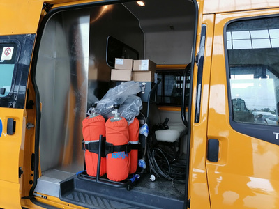 煉油廠搶險救援車 工業(yè)安全的守護者與救援服務(wù)的專業(yè)力量